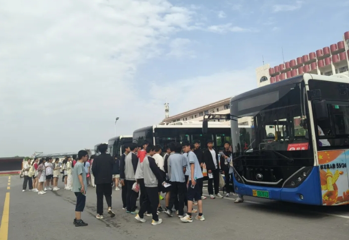 撫州長運：全力護航2025年中考體育考試