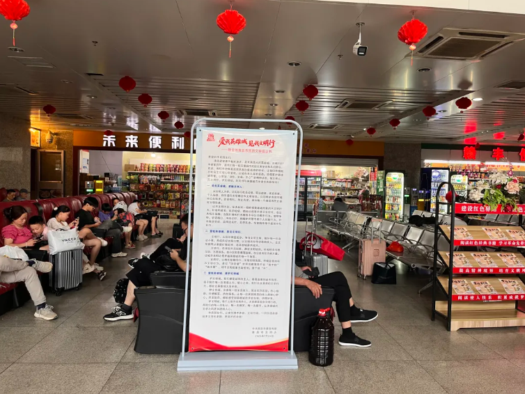 都市城際公交:以文明行動,繪就英雄城新名片