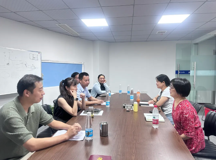 九江長運：寧波旅游集散中心到九江市旅游集散中心進行業務交流