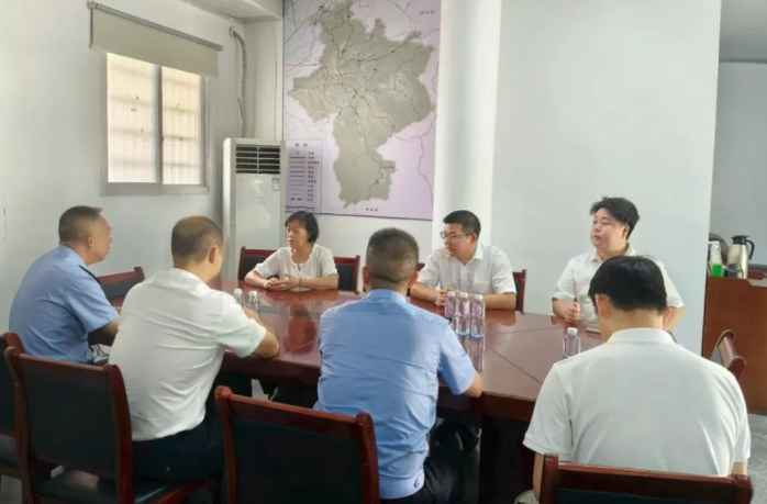 廣豐區(qū)領導檢查廣豐鎮(zhèn)村公交分公司安全生產工作