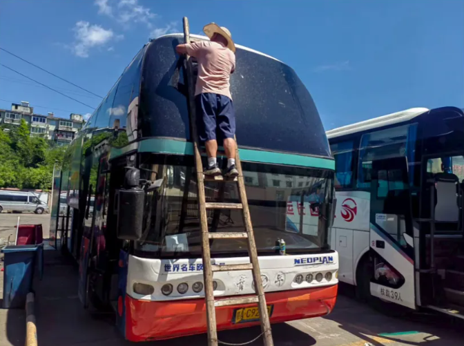 都市城際公交:聚焦車容車貌 奏響服務質量提升強音