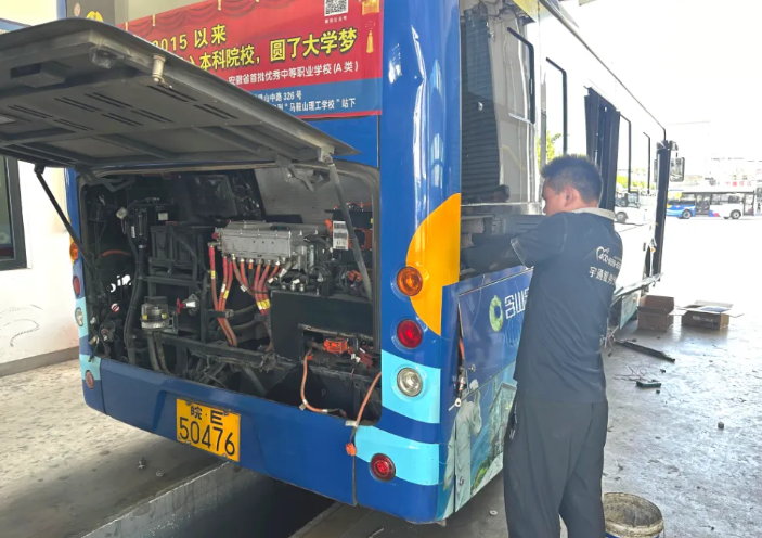 馬鞍山長客：含山長運全面啟動新能源公交更換動力電池工作