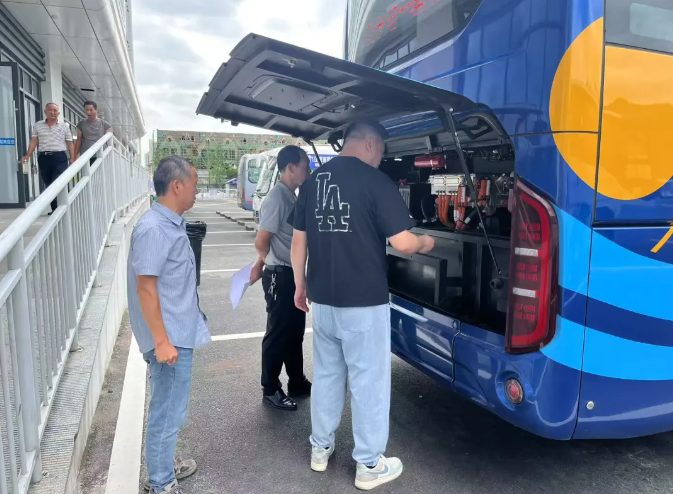 九江長(zhǎng)運(yùn)：開(kāi)展駕駛員服務(wù)質(zhì)量培訓(xùn)